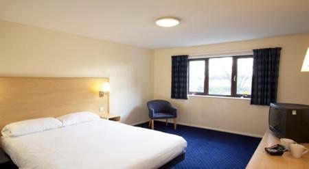 Travelodge Nottingham Riverside Kamer foto